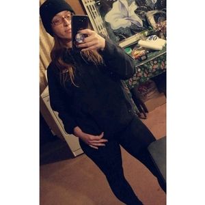 Meet your Posher, Ivy